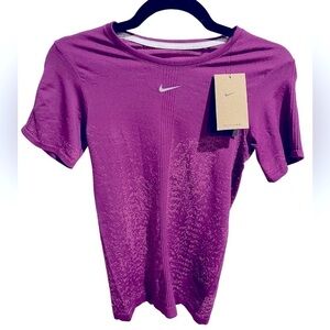 NIKE DRIFIT ADV
